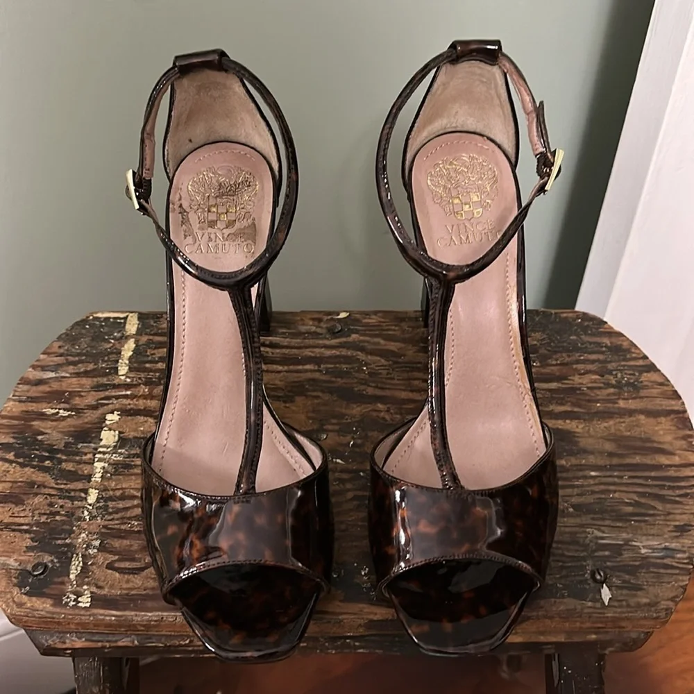 VINCE CAMUTO Tezer Tortoise Shell Patent Leather T-Strap Heels